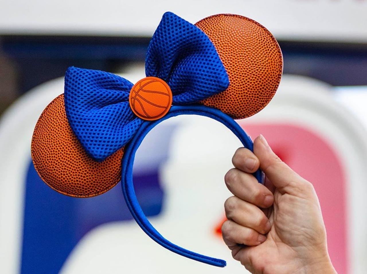 バスケットボールのようなミニーカチューシャ