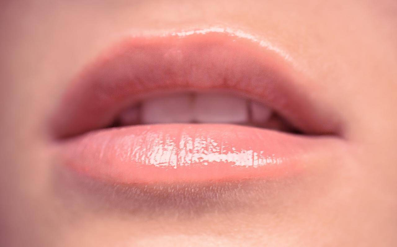 もっと魅力的な 唇 をつくるカギ リップライナーのコツ3つ 19年7月23日 エキサイトニュース 2 2