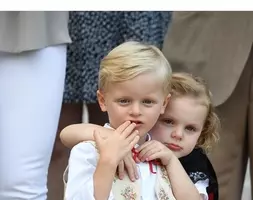 モナコ公国の双子の誕生日会には数々の 日本のキャラクター が出現 19年12月13日 エキサイトニュース