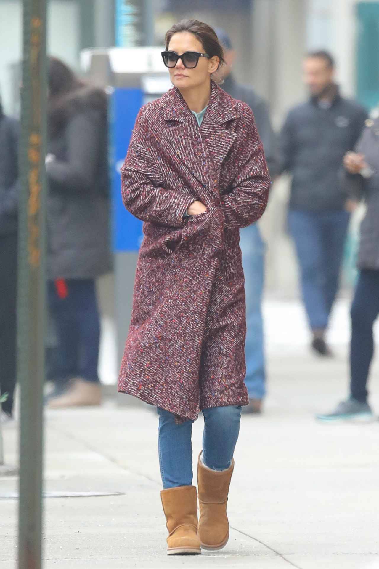 Uggのブーツは冬の定番 今季のセレブコーデをチェック 19年12月30日 エキサイトニュース