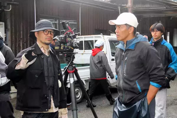 武井壮さんら出演…福井舞台の映画「KEFI」、和紙の製紙所など撮影　12月14日まで県内各地で