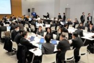 福井銀行と福邦銀行、合併間近の現場の今…「片方に合わせず、新たにつくる」　新銀行5月スタート