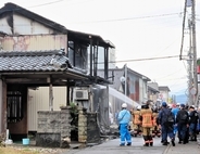 福井県勝山市で住宅全焼、1人の遺体見つかる　10月4日午前