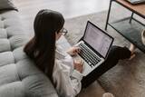 「「会社に行かずに働く」は本当に可能？業務委託10年目のリアル【知る得】」の画像1
