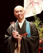 「また会いたいお坊さん」競う法話グランプリ、福井の副住職が日本一　いとうせいこうさんらから高い評価