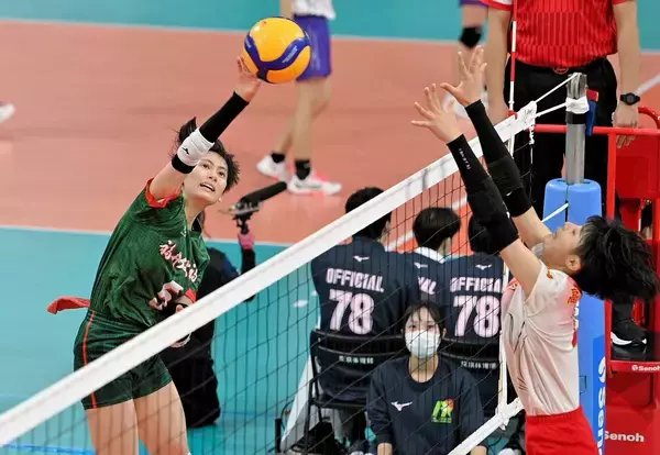 春の高校バレー開幕、福井工大福井女子が1回戦突破　群馬の高崎女をストレート