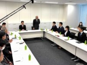 北陸新幹線延伸ルート、今国会中に決定で合意　与党整備委員会　JR西日本は現行の小浜・京都ルート改めて希望