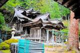 「「日本一複雑な屋根」36年ぶり全面ふき替え　福井県越前市の岡太・大瀧神社」の画像1