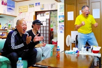サッカーＷ杯日本初戦、福井のファンも喜び爆発　強豪オランダに2度追いつきドロー、惜しみないエール