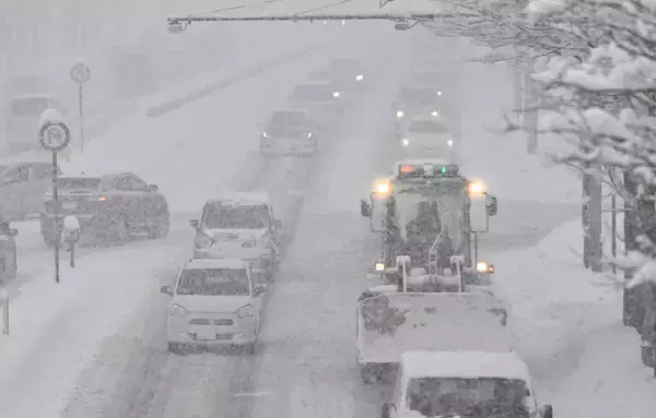 平井大さん福井公演決行にファンは思い複雑　喜び…一方で断念したファンは「大雪なんだし昨日決めて」