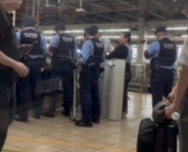 走行中の北陸新幹線で「荷物から刃物の柄のようなものが…」大宮駅で騒動　一時運転見合わせ