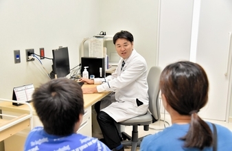 肥満への恐怖、食事量を極端に制限…10代の摂食症、早期治療へ外来開設　家族の関わり方も助言　福井大学病院