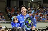 「バレーボール代表けん引、清水邦広選手の引退後の夢　セレモニーで涙なく笑顔でコートを後に」の画像1
