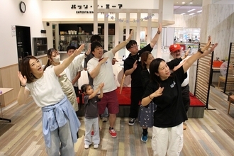 ドラマ「サバ缶」主題歌でダンスし大反響…モデル高校の卒業生ら考案「さばうちゅダンス」、福井でアピール