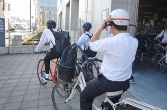 自転車ヘルメット、福井県内私立高校の着用状況に変化　県立高校の着用必須化で　「不便あるけど事故怖い」