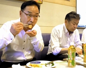 エビ養殖に挑戦する美浜運送、5年目で初の試食会　町長「刺し身ぷりぷり、期待以上」と太鼓判　福井県