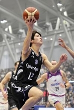 終盤に連続得点で逆転…福井ブローウィンズ、福島ファイヤーボンズに競り勝ち3連勝　バスケB2第20節