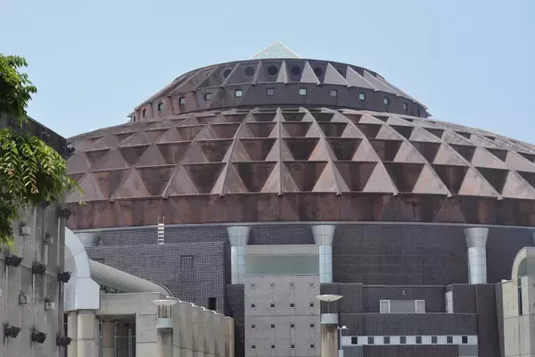 「B'z」サンドーム福井公演合わせ福井鉄道、ハピラインふくいが臨時列車　4月11日と12日…北陸新幹線の越前たけふ駅からシャトルバスも運行