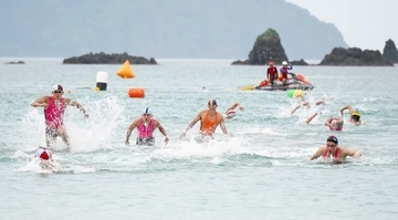海水浴客らの安全守れ…全日本ライフセービング種目別選手権が開幕　福井県の若狭和田ビーチに364人集結、人命救助技術競う