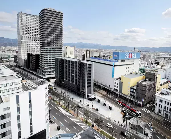 福井駅「B街区」複合ビル「マルノウチフクラ」完成　三角地帯の再開発工事が完了、開業日も決定