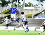 「福井ユナイテッドFC、FCマツセロナに快勝し3連勝　サッカー北信越リーグ1部第9節」の画像1