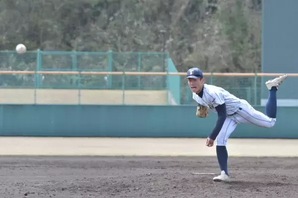 武生商工が序盤に猛攻、鯖江を下し優勝　4月5日、第21回越前市長杯争奪高校野球大会