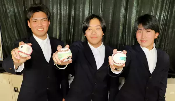 高校生が作った「ミュージックボール」話題　SNS130万回超再生　スピーカー内蔵、発色も　福井県