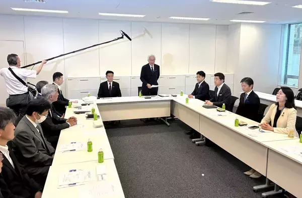 北陸新幹線延伸ルート、関西経済連合会も「小浜・京都」　与党整備委員会で要望　京都駅の位置は「南北案」