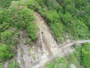 国道157号の土砂崩れから1カ月、なお「解除時期は未定」　予約受け付け中止のキャンプ場も、福井県大野市