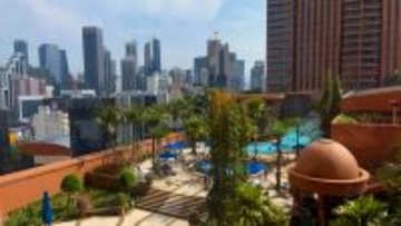 英語で会議や電話が聞き取れるようになる方法とは？ビジネス英語リスニングの勉強法を徹底解説「水元健太のどこでも自由に働ける英語力を手に入れよう！」