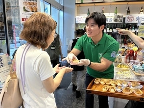 福井県の石田嵩人知事がトップセールス…人気商品の焼きサバ寿司や浜焼きサバ