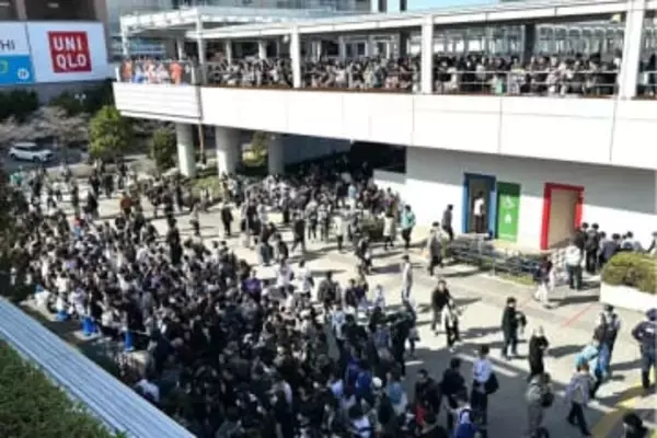 連日の大谷フィーバー、2日目は球場外に約2000人　前日の“2倍”…警官もアナウンス