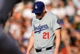 “世界一胴上げ投手”から2年…ド軍元エースの消えた居場所　まさかの決断に騒然「なんで」