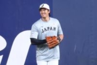 大谷翔平、連日の“ファンサービス”　練習球をスタンドへ投げ込み…京セラDどよめき