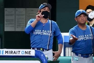 15安打11得点大勝…ハム新庄監督「選手に聞いてちょうだい」　北山9勝目＆万波100号到達