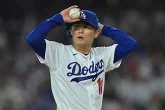 山本由伸、6回4失点で15勝目ならず　ナ3位の防御率2.53、ド軍先発唯一のシーズン完走