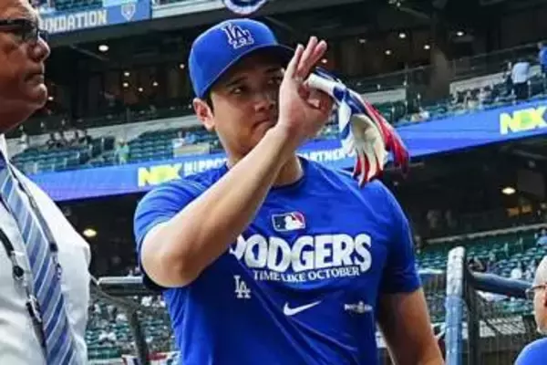 「かわいい」大谷翔平を“狙う”金髪美女　ド軍キャップ＆日本語…手書きの直訴に悶絶