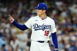 「ヒヤヒヤの守護神に「投げてほしいと思った」　12勝目の山本由伸…不安定も揺るがぬ信頼」の画像1