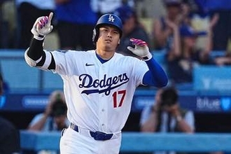 大谷翔平が直筆した「7/7/26」　購入者1人だけが手にする“幸運”「すごい確率」