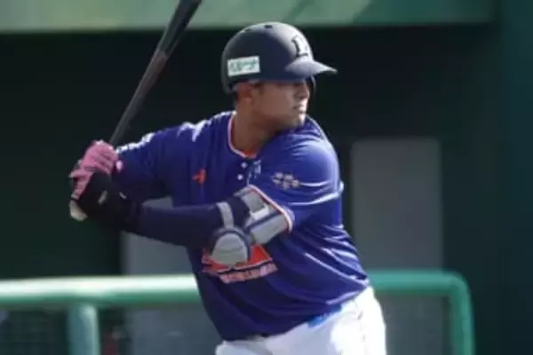 19歳の衝撃弾は“理解不能”「何で入るねん」　レジェンドと激似…力感ゼロに「意味分からん」