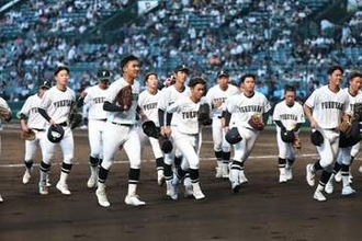 高校野球で珍しい配色「センスいい」　聖地初見参のユニ＆キャップは「ツートンカラーもいい」