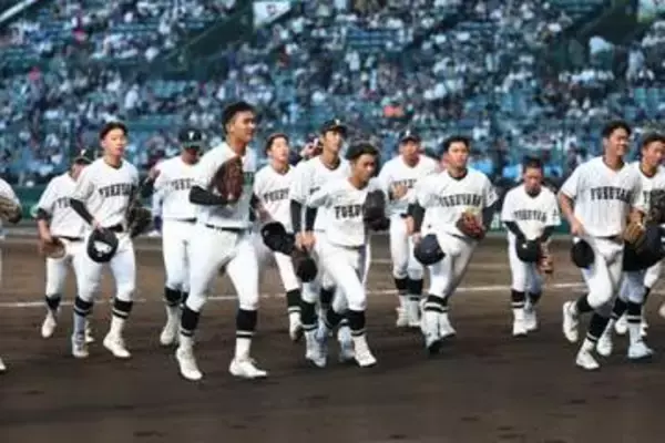 高校野球で珍しい配色「センスいい」　聖地初見参のユニ＆キャップは「ツートンカラーもいい」