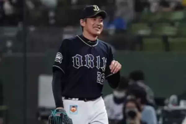 引退から3年…46歳に騒然「バリかっけえ」　ちっとも変わらないイケメンに競馬場どよめき