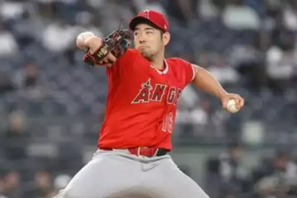 菊池雄星、「左肩の張り」で緊急降板　球団発表…3回の投球練習で異変訴える