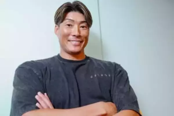 実は渡米していた“大物日本人”に「ぎゃあ～！」　羽織る革ジャンが「モデルみたい」