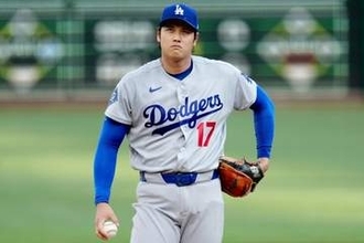 大谷翔平の投手復帰が白紙に「状態が上向いていない」　監督説明…31日の登板回避、左膝と右腕に懸念