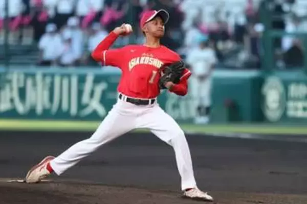 夏の甲子園が開幕　インドネシア球児2人が始球式「今まで感じたことがない感動」