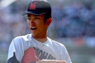横浜、花巻東破り4強　エース・織田翔希がまた156キロ＆9回完封…故・渡辺元智さんに捧げる白星