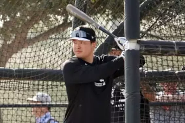 村上宗隆と「早く再契約を」　打撃練習に米記者絶句…ファン喝采「ネクスト大谷を手に入れた」