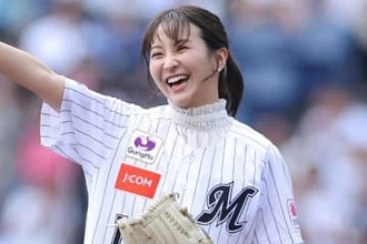 野球ファンお馴染み美女が挙式報告　-8kg→+2kgの“激変”も…白ドレスで笑顔「可愛すぎます」